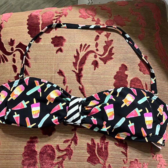 Juicy couture Bathing suit top - Picture 1 of 6